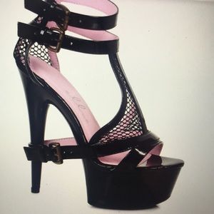 Ellie 6” Sandals -  NWOT